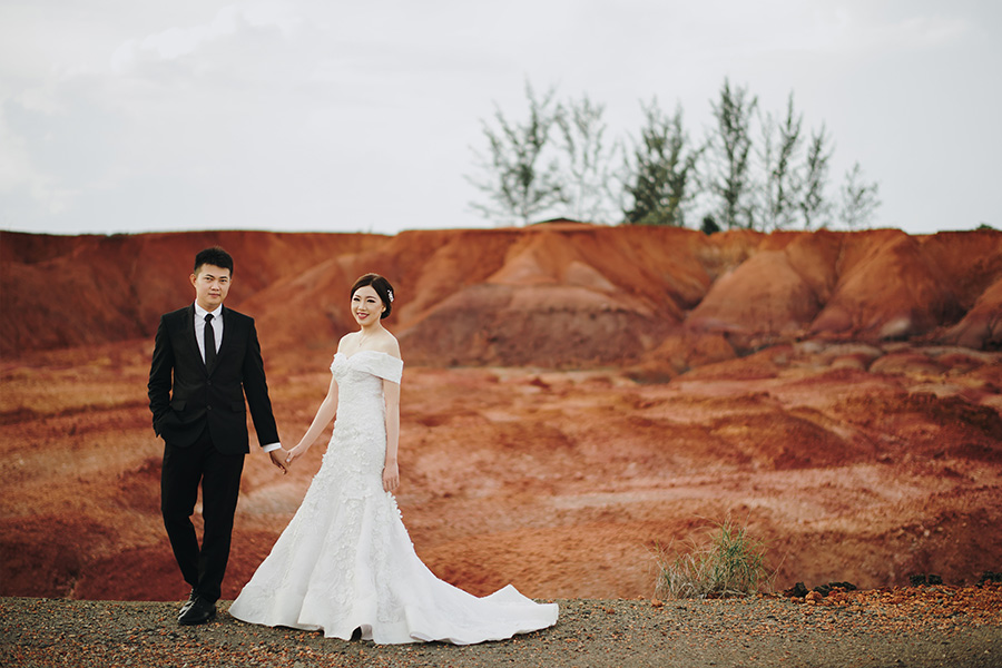 Bintan Sand Dunes Pre-Wedding Photoshoot