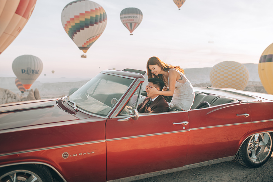 Cappadocia Vintage Car Pre-Wedding Hot Air Balloons