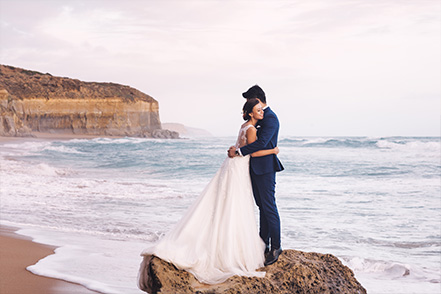 Great Ocean Road Sunrise Farm Pre-Wedding Photoshoot